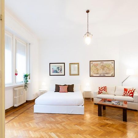 Living Isola Apartment Milan Exterior photo
